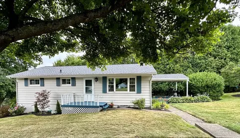 196 Hamilton St, Corning, NY 14830