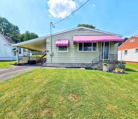 1069 N Main St, Elmira, NY 14901