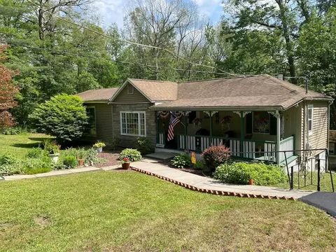 102 Jerusalem Hill Rd, Elmira, NY 14901