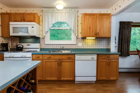 129 Crescent Pl, Ithaca, NY 14850 photo 6