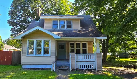 906 Hoffman, Elmira, NY 14905