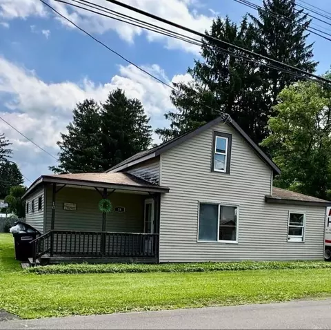 16 Canal St, Big Flats, NY 14814