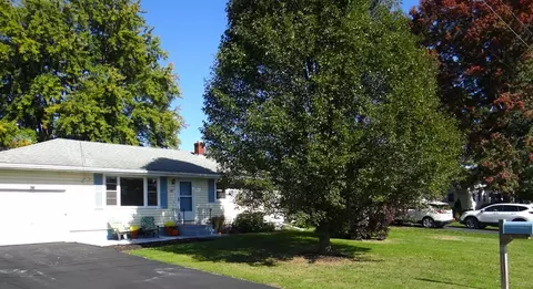 387 Coldbrook Dr, Southport, NY 14904