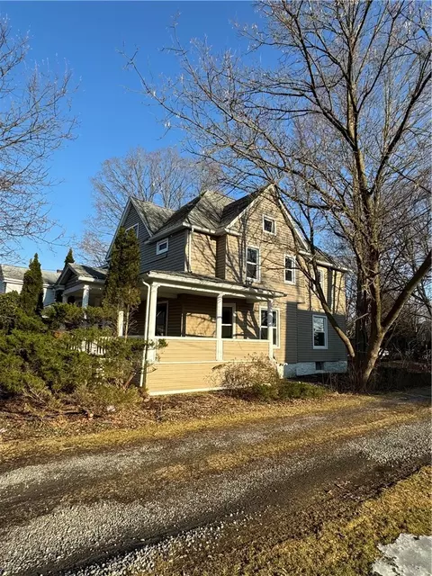 12 Tioga, Waverly, NY 14892