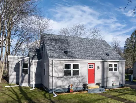 321 E William St, Bath, NY 14810