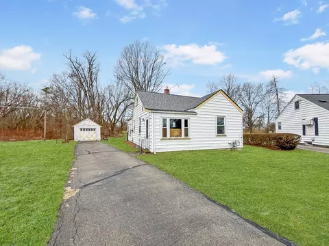 55 Hampton Rd, Southport, NY 14904