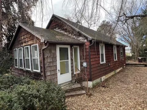 1208 S Main St, Southport, NY 14904
