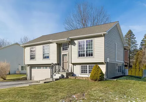 10 Dogwood Ln, Erwin, NY 14870