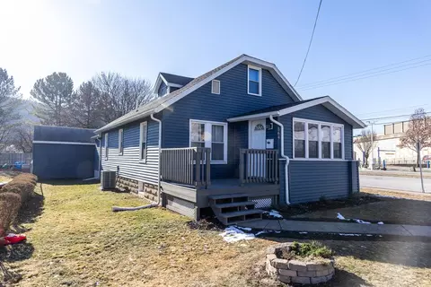 564 Freeman St, Corning, NY 14830