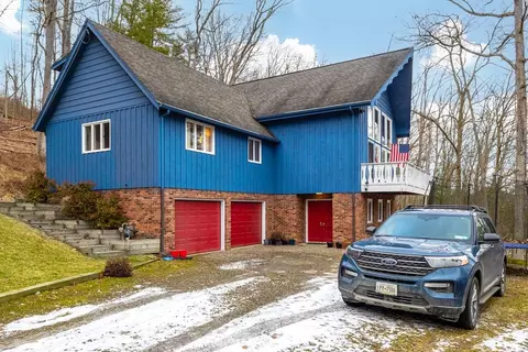 20 E Fox Ln, Erwin, NY 14870