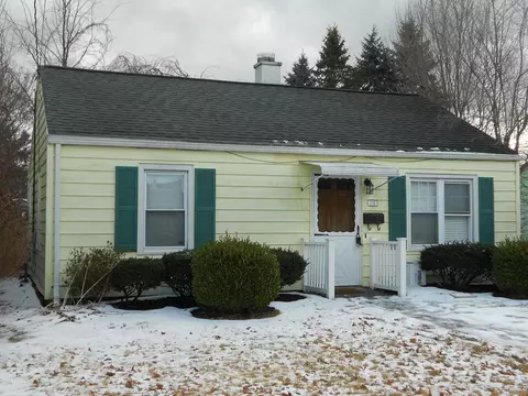 211 Kendall Pl, Elmira, NY 14901