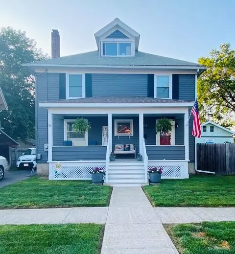 908 W Gray St, Elmira, NY 14905