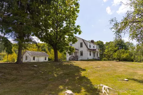 638 Cascade Valley Rd, Windsor, NY 13865