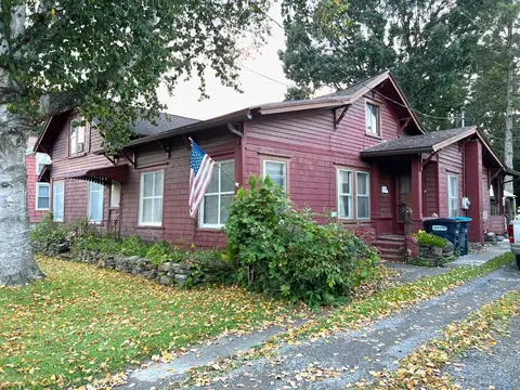 32 River St, Oneonta, NY 13820