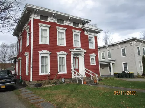 25 Mitchell St, Norwich, NY 13815