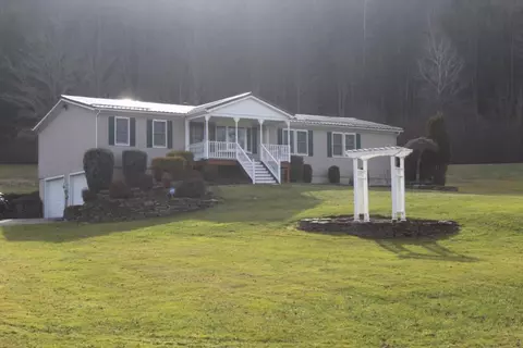 1506 Franklin Depot Rd, Sidney Center, NY 13839