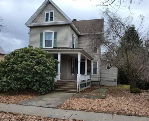 62 Mitchell St, Norwich, NY 13815
