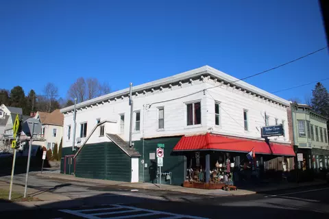 159 E Front St, Hancock, NY 13783