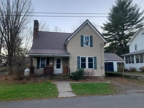 14 Bixby St, Bainbridge, NY 13733