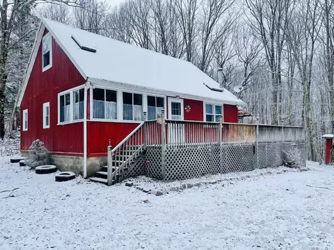 216 Miracle Rd, Middletown, NY 12455