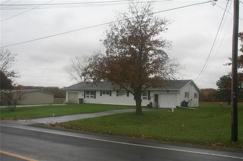 1069 Mcivor Rd, Phelps, NY 14532 photo 1