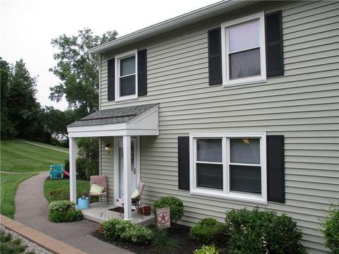 6 Falcon Ln E, Fairport, NY 14450 photo 1