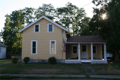 4 Eagle St, Phelps, NY 14532 photo 1