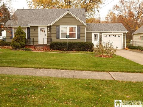 245 Maple Ave, Dunkirk, NY 14048 photo 2