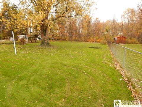 245 Maple Ave, Dunkirk, NY 14048 photo 9