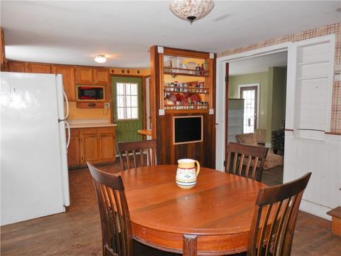 42 W Wright Ave, Waterloo, NY 13165 photo 2