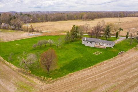 33 Stull Rd, Rush, NY 14543 photo 4