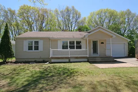 517 Backus Rd, Webster, NY 14580 photo 1