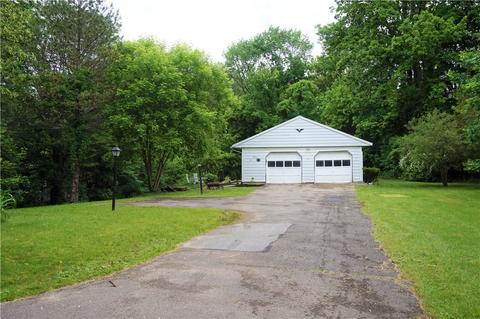 52 Brooktree Dr, Perinton, NY 14526 photo 4
