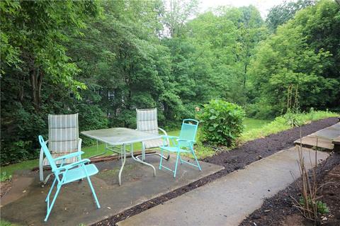 52 Brooktree Dr, Perinton, NY 14526 photo 2