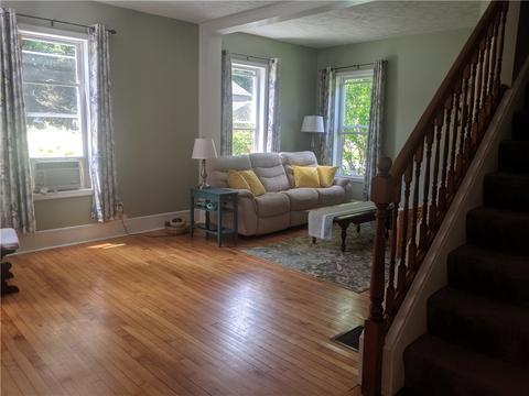 9432 2nd St, Phoenix, NY 13135 photo 2