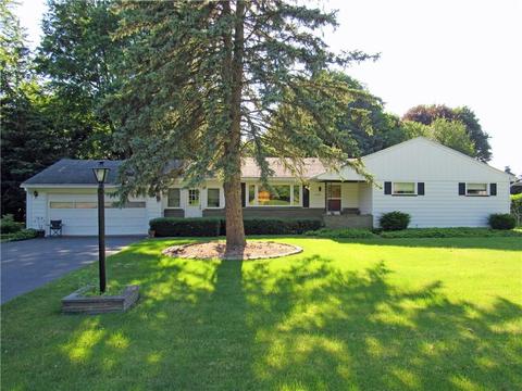 1583 Scribner Rd, Penfield, NY 14526 photo 1