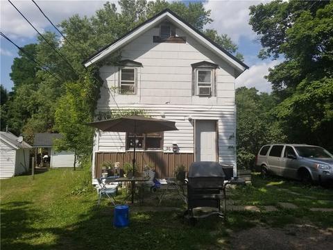 52 Beech St, Gowanda, NY 14070 photo 1