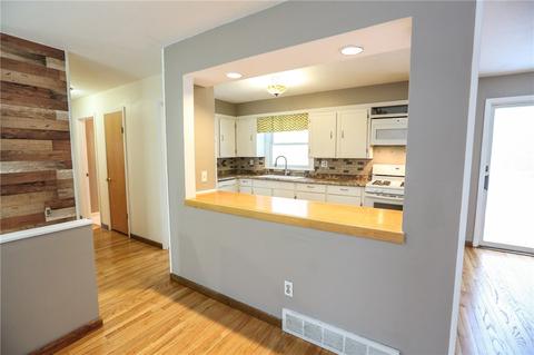 425 Phillips Rd, Webster, NY 14580 photo 5