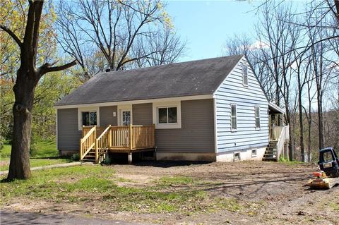 14 Summit St, Lyons, NY 14489 photo 3