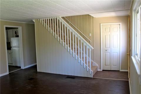 14 Summit St, Lyons, NY 14489 photo 5