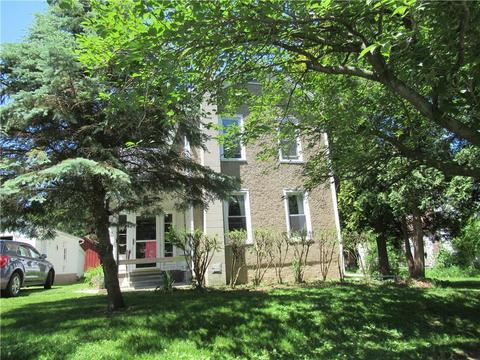 85 Maple St, Lyons, NY 14489 photo 2