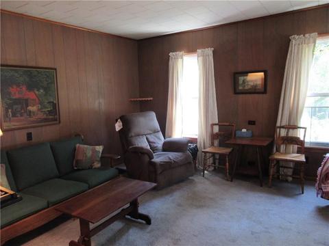 85 Maple St, Lyons, NY 14489 photo 8