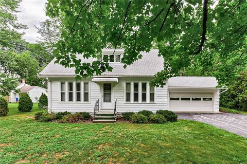 625 Dewitt Rd, Webster, NY 14580 photo 1