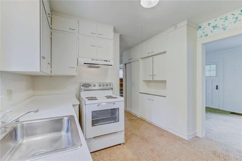 625 Dewitt Rd, Webster, NY 14580 photo 5