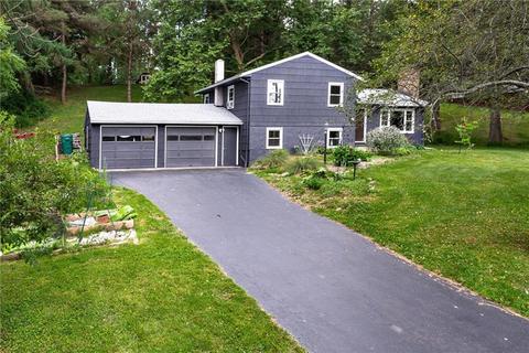 71 Furman Rd, Perinton, NY 14450 photo 4