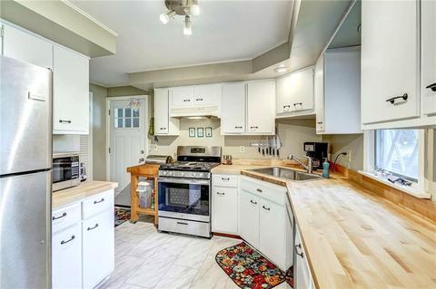 259 Raphael Dr, Webster, NY 14580 photo 15