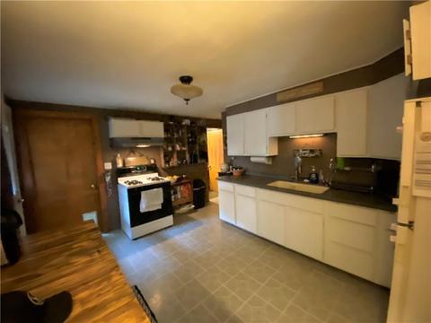 32 E Main St, Waterloo, NY 13165 photo 6