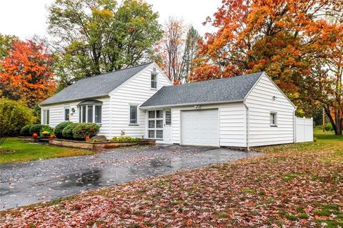 833 Chestnut, Webster, NY 14580 photo 3