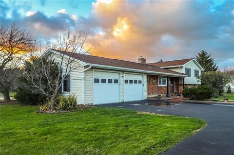181 Hill Rd, Parma, NY 14468 photo 4