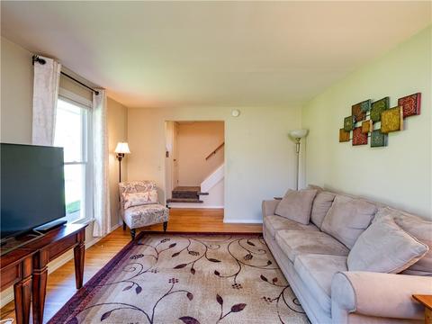 69 Lambeth Loop, Perinton, NY 14450 photo 3
